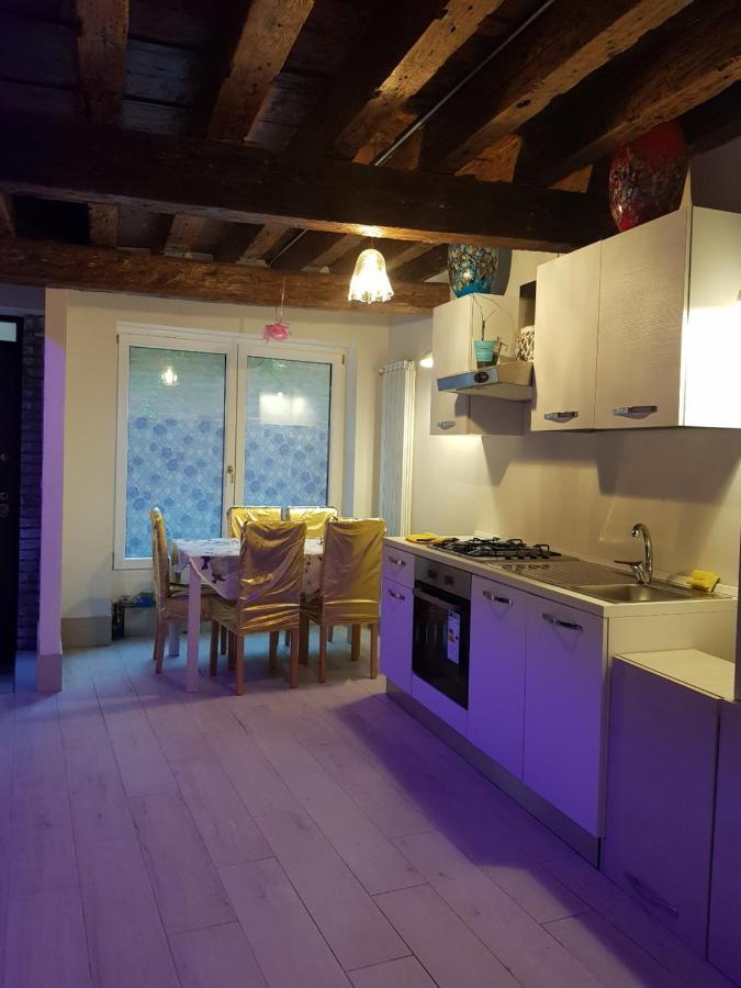 The Secret Garden In The Very Heart Of Apartamento Venecia