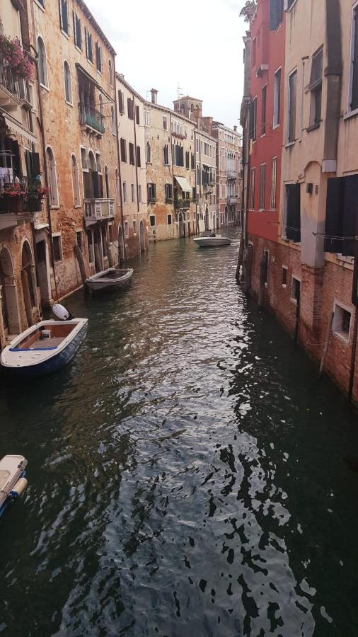 Apartamento The Secret Garden In The Very Heart Of Venecia